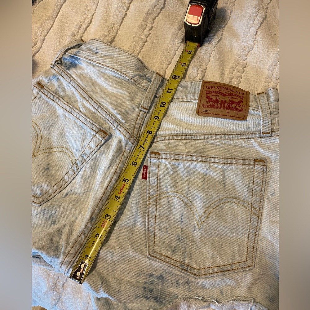 Levi’s 501 Button Fly - Picture 5 of 6